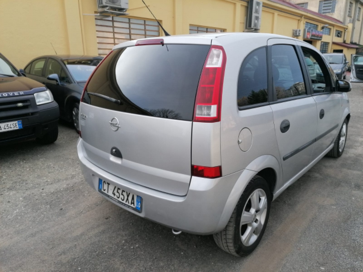 Opel meriva сколько мест