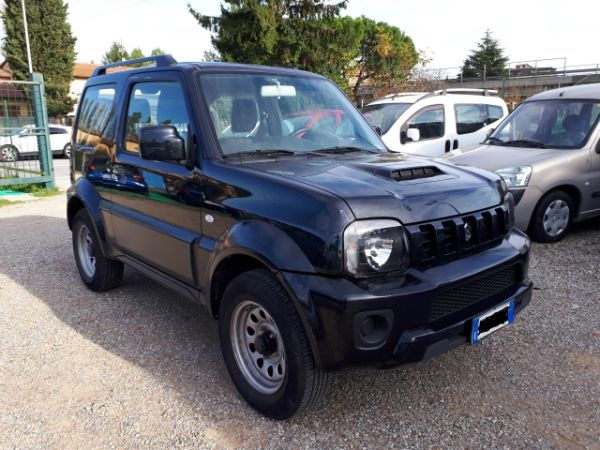 SUZUKI Jimny 3ª serie Jimny 1.3 4WD Evolution Plus Usata prezzo e
