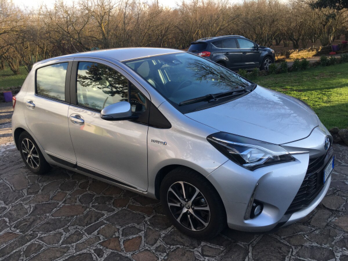 Toyota yaris active